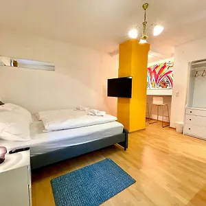 https://city-traum-innenstadtlage-am-fusse-des-schlossbergs.graz-austria-hotels.com